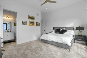 aspen-homes-15830-S-Chalone-Dr-43-Bedroom-2