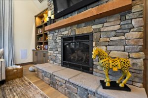 aspen-homes-mccall-falls-drive036