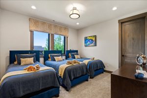 aspen-homes-mccall-falls-drive078