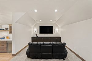 aspen-homes-mccall-falls-drive081